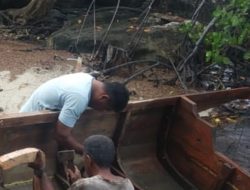 Kades Agus :Sped  boat Ambulance Desa Bakong Tidak Terurus