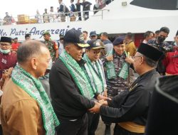 Bupati Natuna dan Rombongan Khafilah MTQ IX Natuna Tiba Di Kabupaten Kepulauan Anambas