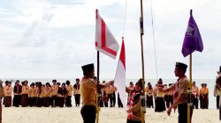 Peringati Hari Pramuka, Gudep SDN 007 Upacara di Pantai