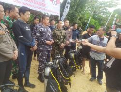 Danlantamal IV Pimpin Gladi Bersih Pengibaran Bendara Bawah Laut Peringati HUT RI ke77