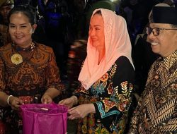 1.000 Lampion Hiasi Langit Natuna Malam Resepsi HUT RI ke-80 Sertai  Semarak  Teater Perjuangan