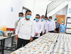 Gubernur Ansar dan Wagub Nyanyang Tinjau Program MBG di Karimun, Memastikan Program Berjalan Lancar