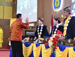 Gubernur Ansar Hadiri Wisuda XXII UNIBA, Ajak Lulusan Jadi SDM Unggul Berdaya Saing Global